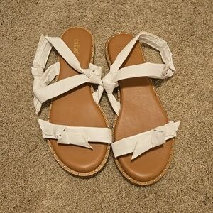 NWT Crevo Sandals